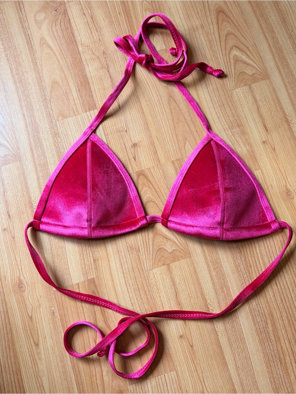 Hoaka fushia bikini top 🩷